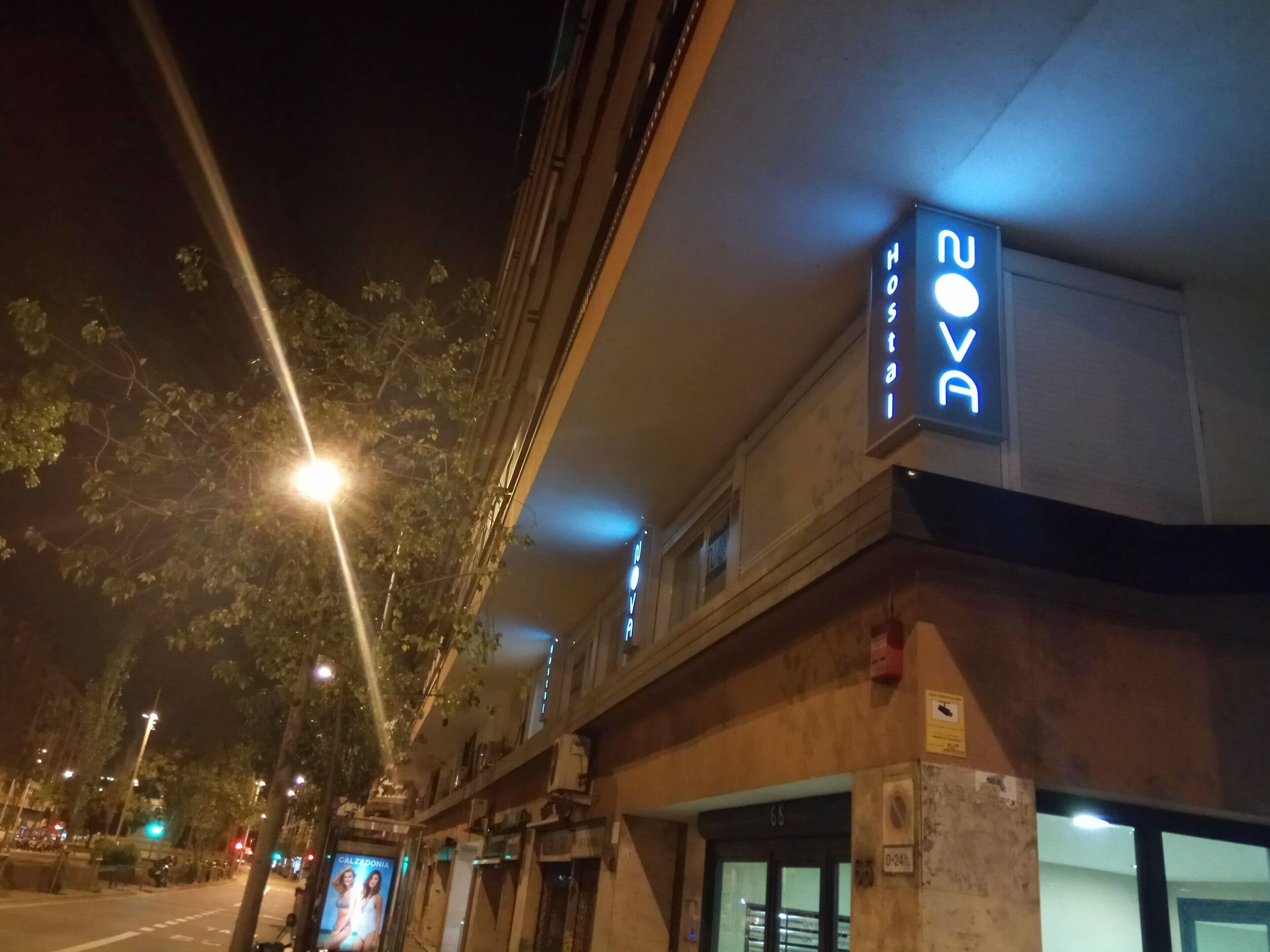 Hostal Nova Barcelona — Photos 2